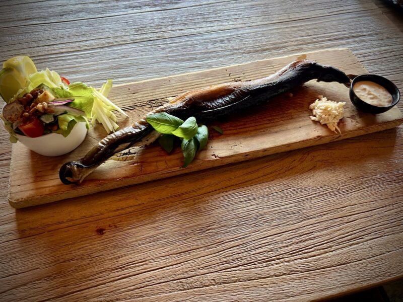 EIGEN GEROOKTE ZWINSTREEK PALING