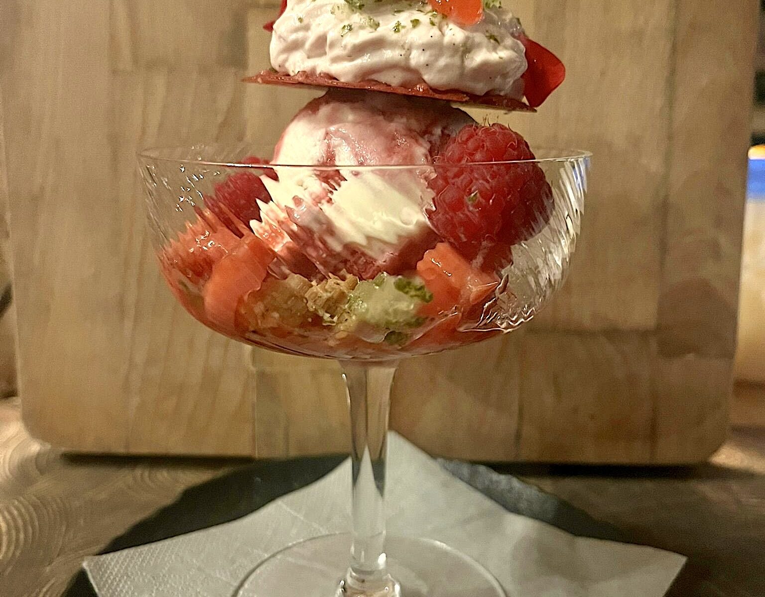 Rabarber, yoghurt, framboos